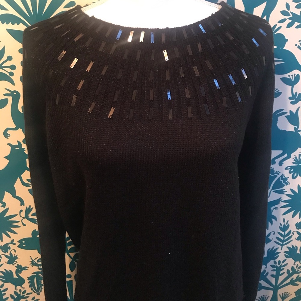 🌼APT 9 Black Sweater EUC